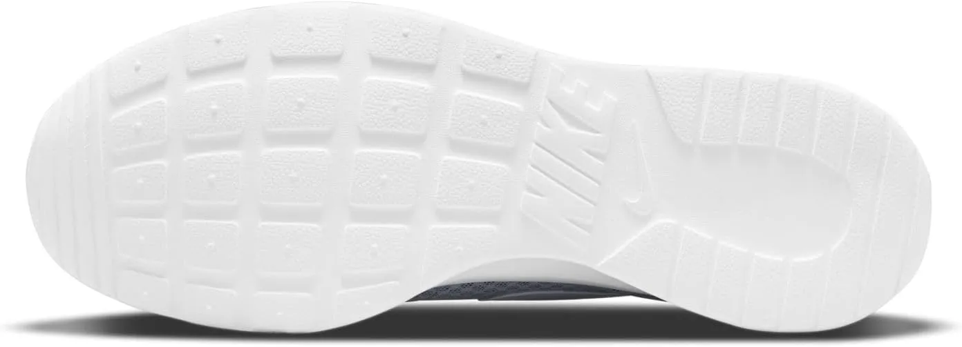 Nike Men's Tanjun Sneaker