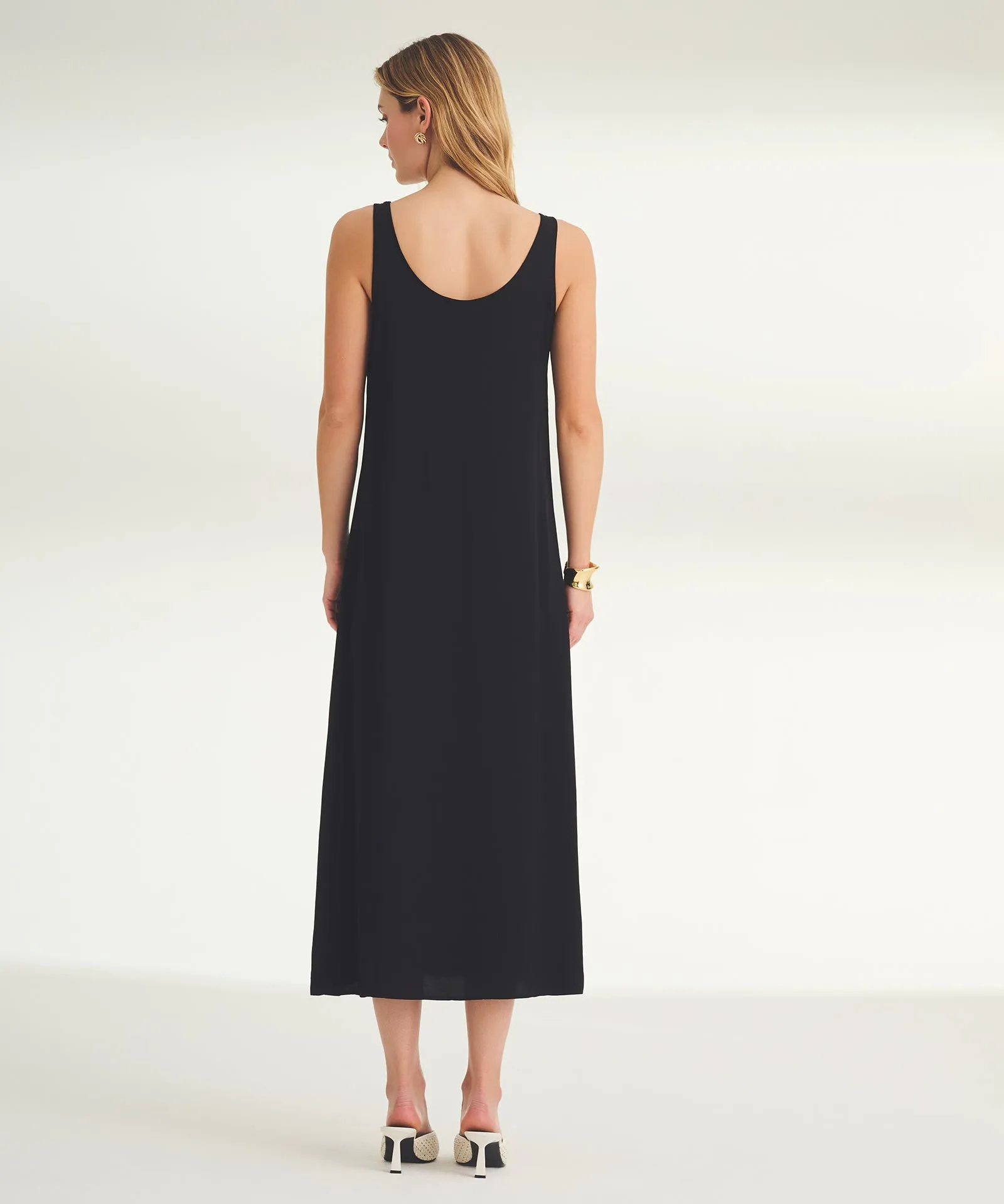 The Weightless Dress